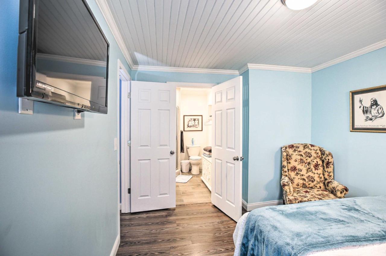 Updated Williamstown Apartment With Kitchen! Exterior foto